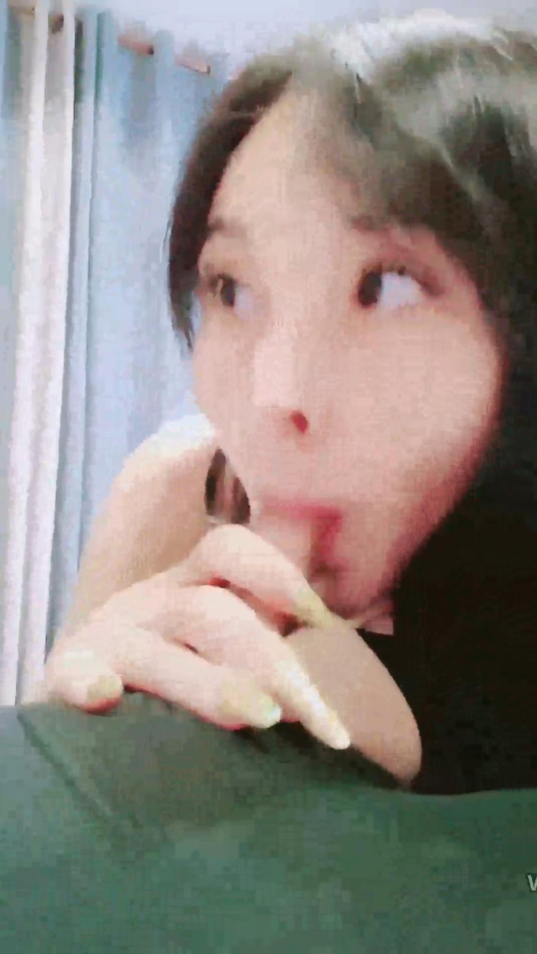 140身材不错的白虎逼风骚少妇，伺候大哥[01_38_39][20240222-123305].jpg